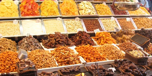 A Sweet Success Story: Afghanistan Exports 466,000 Tons of Fruits in 12 Months
