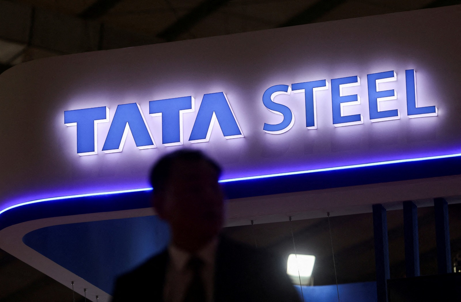 Tata Steel Sees Currency Cushion: Weaker Rupee Offsets Imports, Chinese Export Surge Unlikely