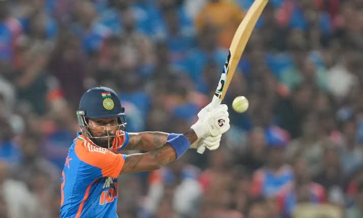 India Needs 6 Runs in 13 Balls After Hardik’s Dismissal