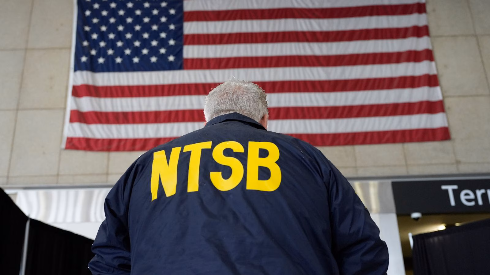 NTSB Deploys American Investigators to India to Investigate Plane Crash