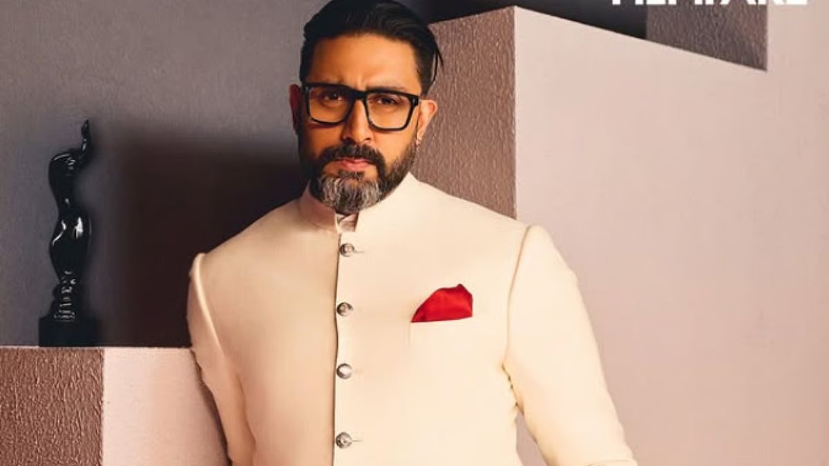 Bollywood Star’s Duplex Sale Adds Sparkle To Mumbai’s Luxury Market