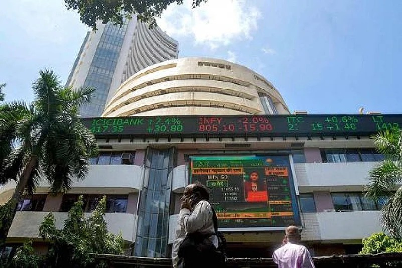 Sensex Legacy: Meet the Corporate Giants That Outlasted Four Decades of Market Churn