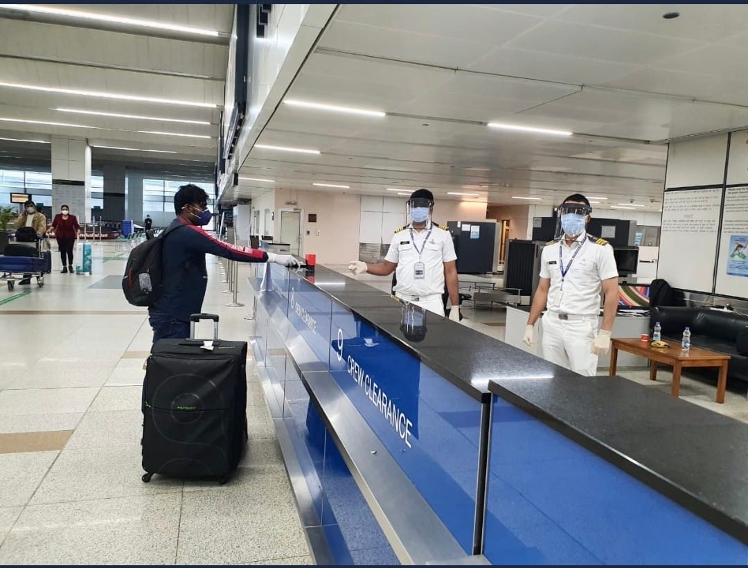 Rhenium-Coated Gold Strips Worth ₹23.76 Lakh Seized at Delhi Airport, Hidden in Personal Care Products
