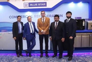 LIC’s New Power Duo: Vivek Paul and Govind Prasad Agarwal Take Charge