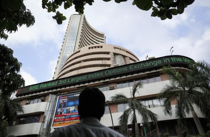 India's Nifty 50 Index Rises 0.27% Amid Global Cues
