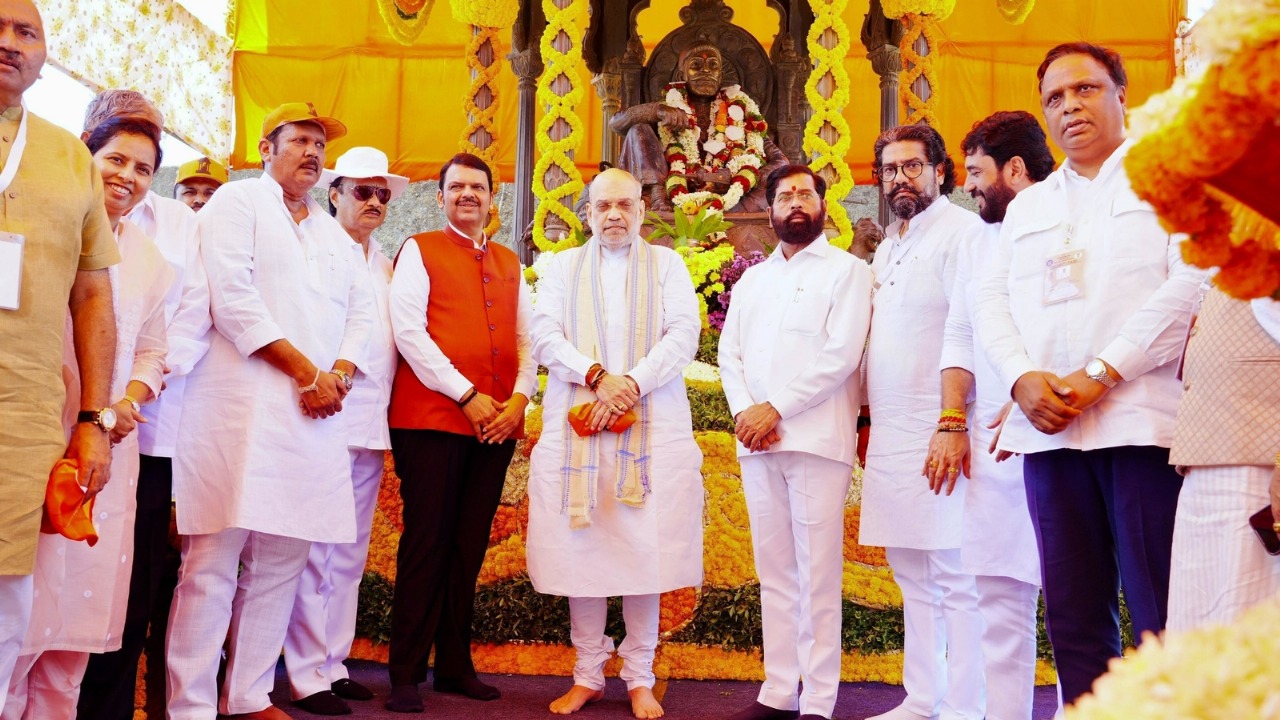 A National Tribute: Fadnavis Advocates for Shivaji Maharaj Memorial in Delhi