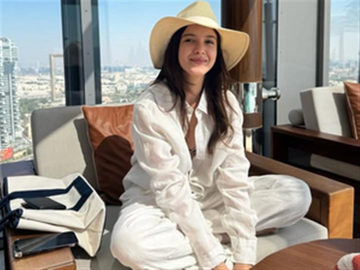 Shanaya Kapoor’s Valentine’s Day Buzz: Dating Rumors and Style Inspiration