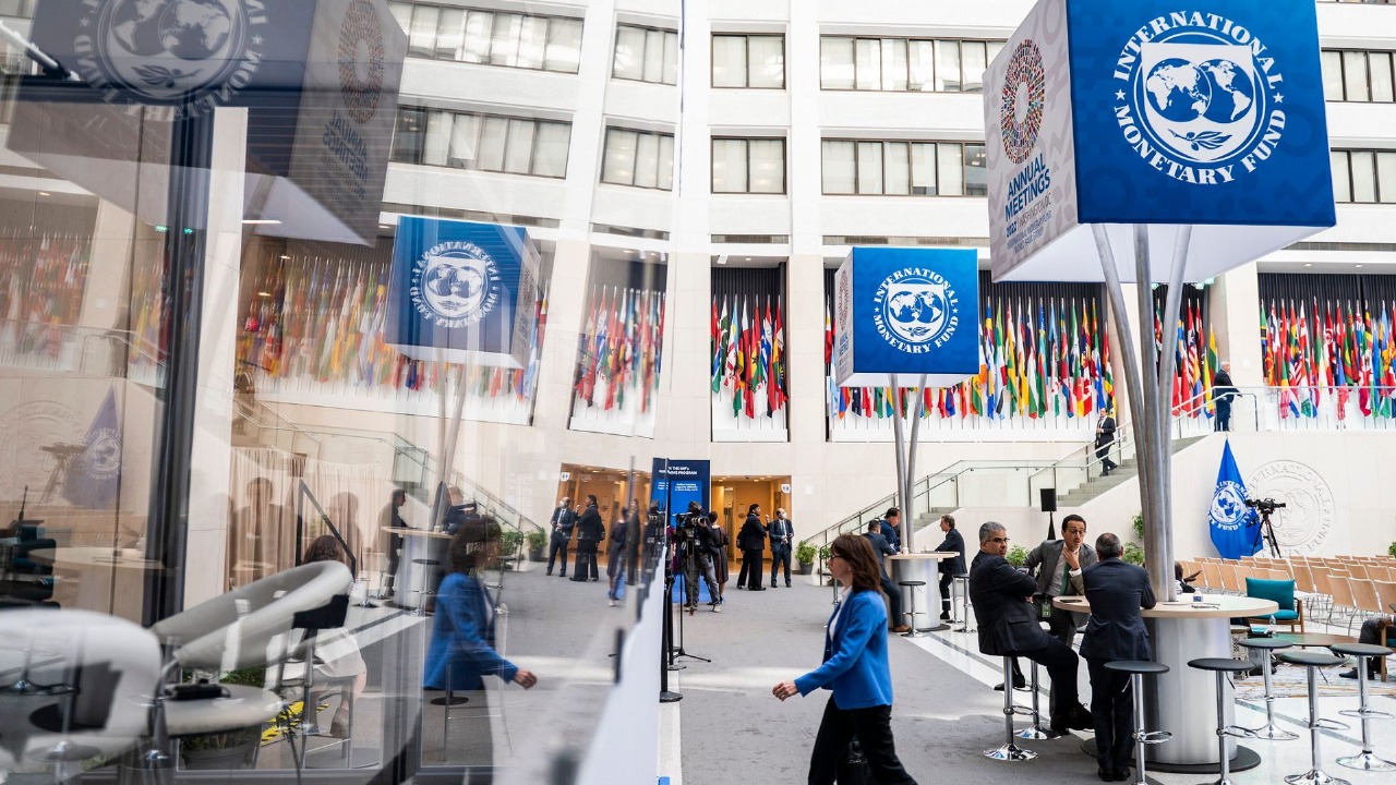 IMF Tightens Fiscal Targets for Next Year