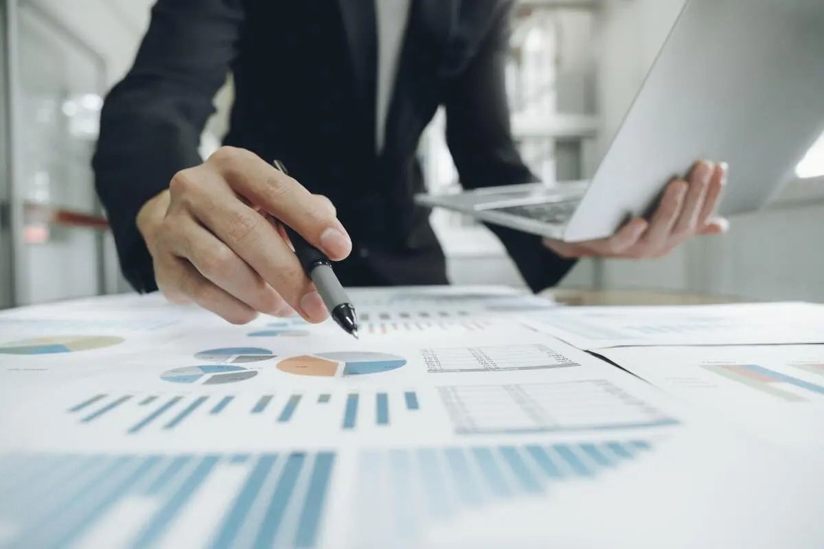 BSEL Shares Rise 3.3% On Plans For New Monthly Index Option Products