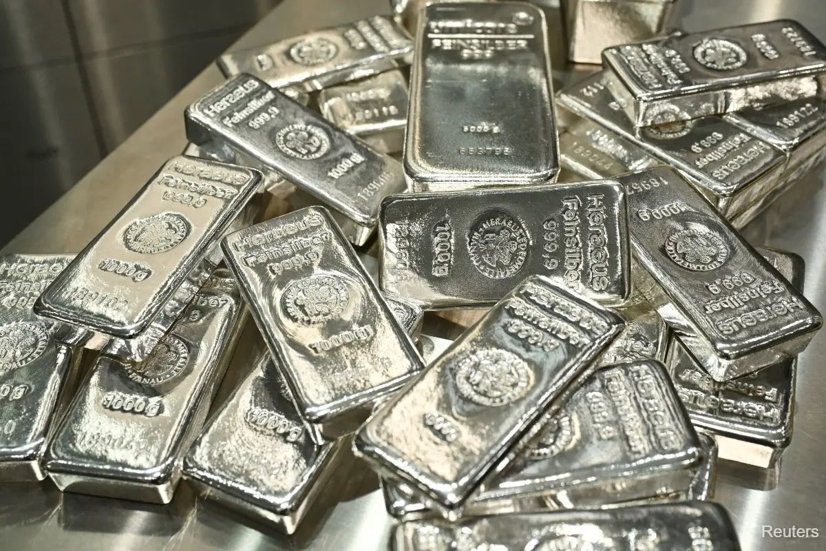 How Did China’s Silver Imports Reach An Eight-Year High In 2026?