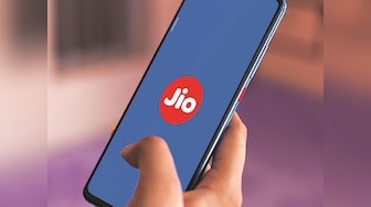 Jio Surges Ahead: Adds 2.17 Million Subscribers in March, Grabs 74% of Industry Growth