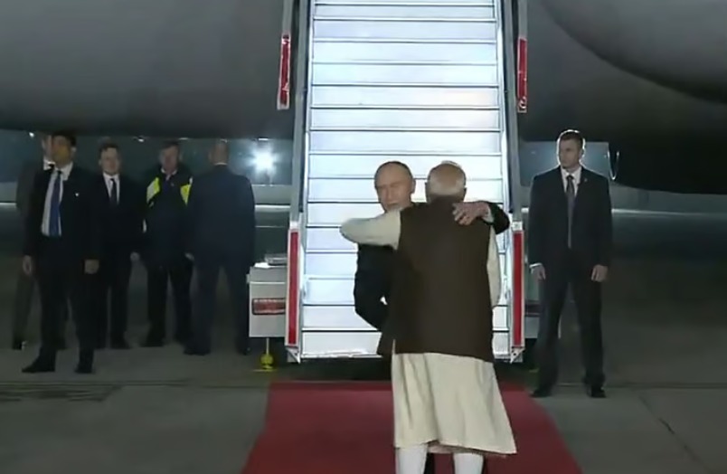 PM Modi Welcomes President Putin in New Delhi Ahead of 23rd India–Russia Summit