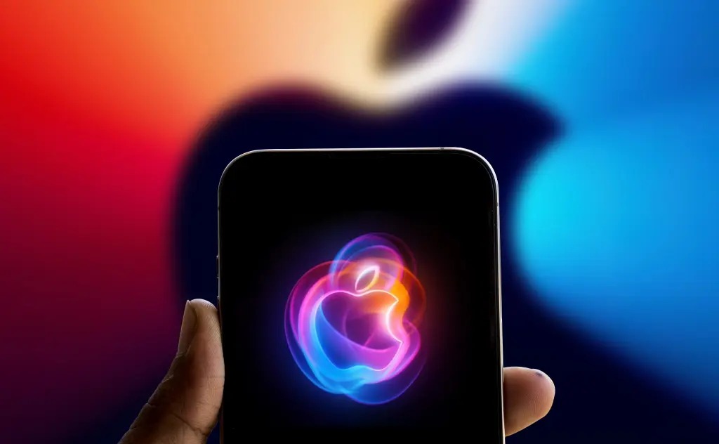 Siri Stress Test: Apple Engineers Flag Concerns Ahead Of iOS 26.4 Launch