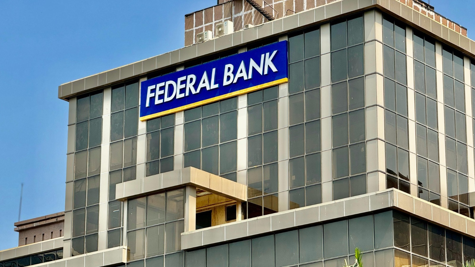 Federal Bank To Acquire Standard Chartered’s Credit Card Portfolio