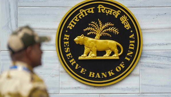 RBI Got a Record Dollar Inflow-But There’s a $10.6 Billion Catch