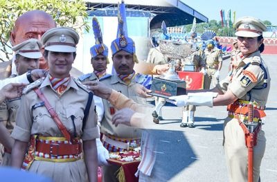 Simran Bala Makes History: First Woman To Lead All-Male CRPF Unit On Republic Day