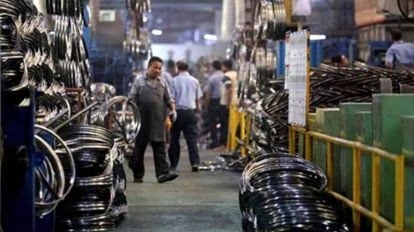 India's October Industrial Output Surprises with Slower 0.4% Growth, Falling Short of 3.1% Reuters Estimate