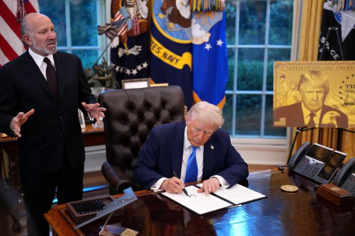 Business Backlash: U.S. Chamber Sues Over Trump’s $100K H-1B Visa Fee