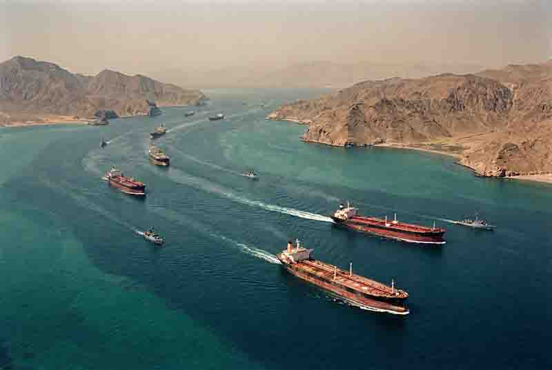 UN Shipping Agency Rejects Mandatory Tolls for International Straits