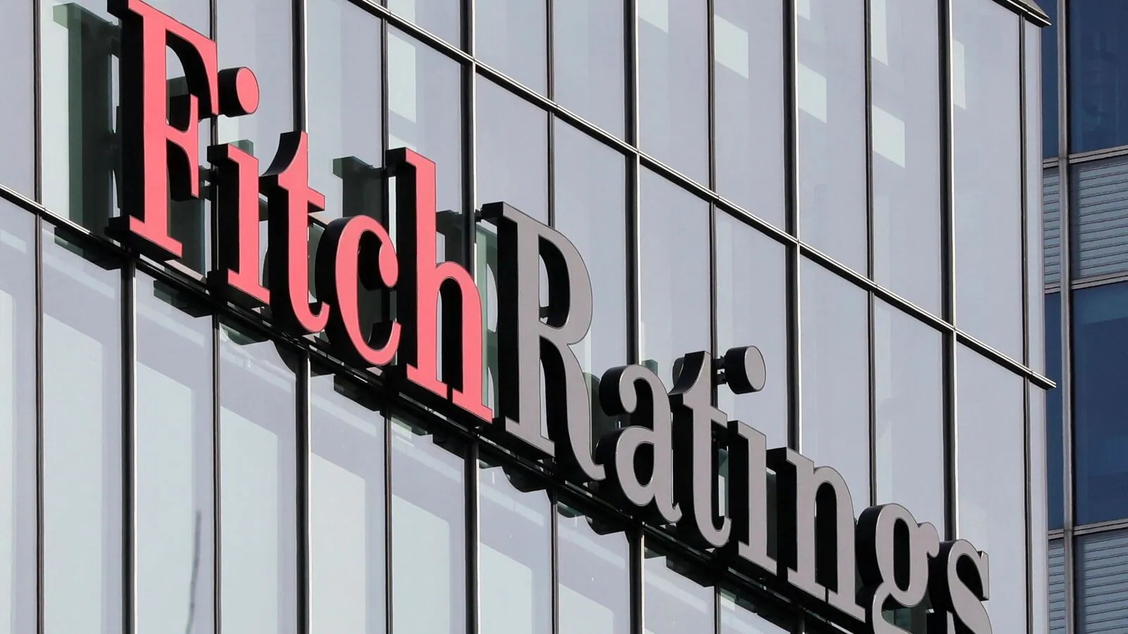 Budget 2025: S&P and Fitch Praise Fiscal Strategy, While Moody's Warns of Economic Slowdown
